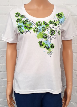 Claudia C Round Neck White Floral Print T-Shirt